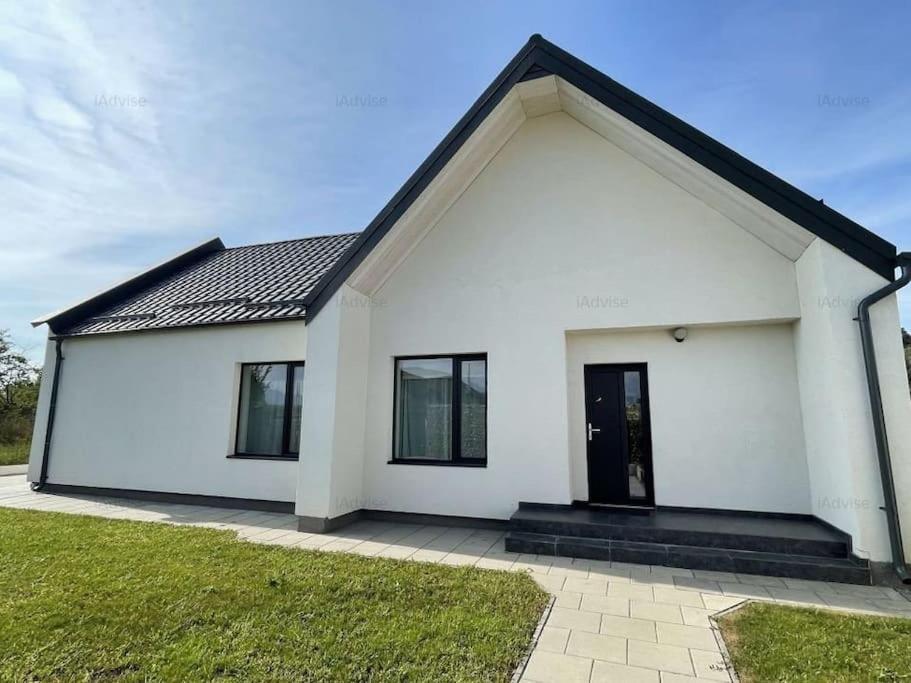 Pineview Lempes Villa Brassó Kültér fotó